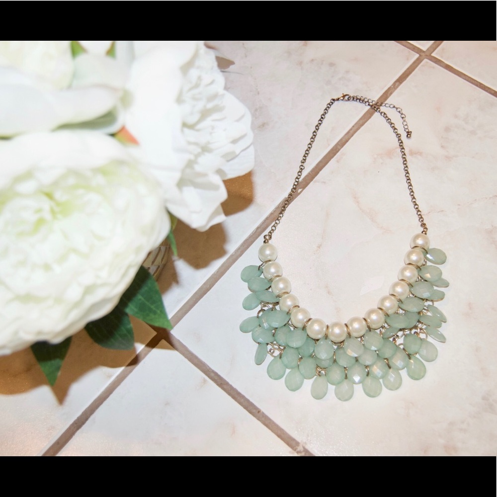 Chunky statement piece necklace